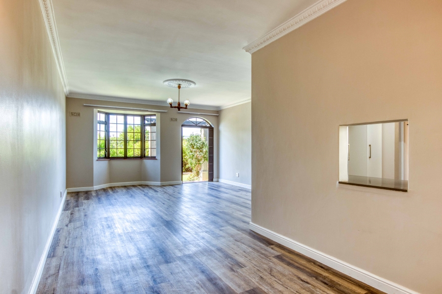 2 Bedroom Property for Sale in Lionviham Western Cape